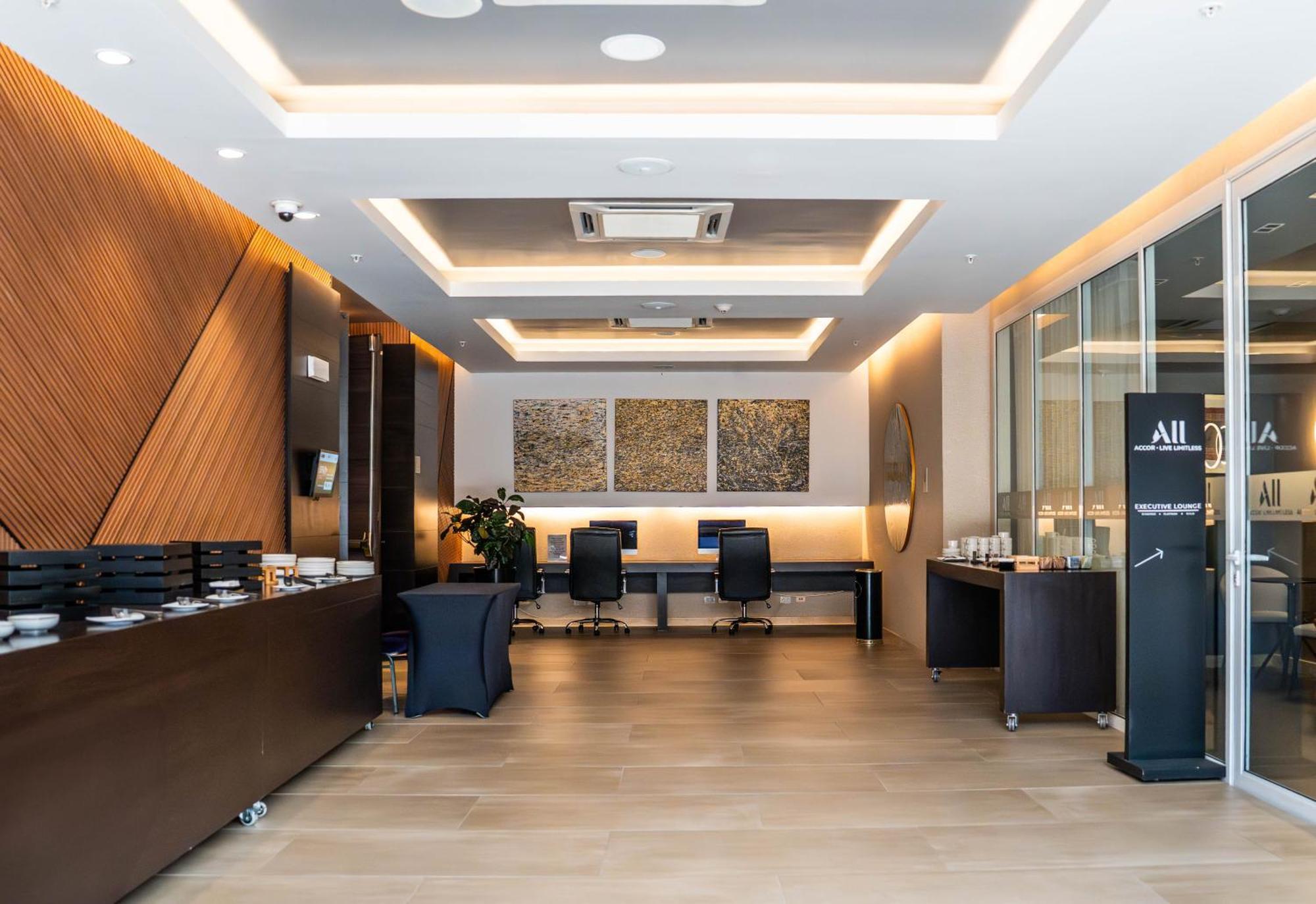 Novotel Lima San Isidro Zewnętrze zdjęcie