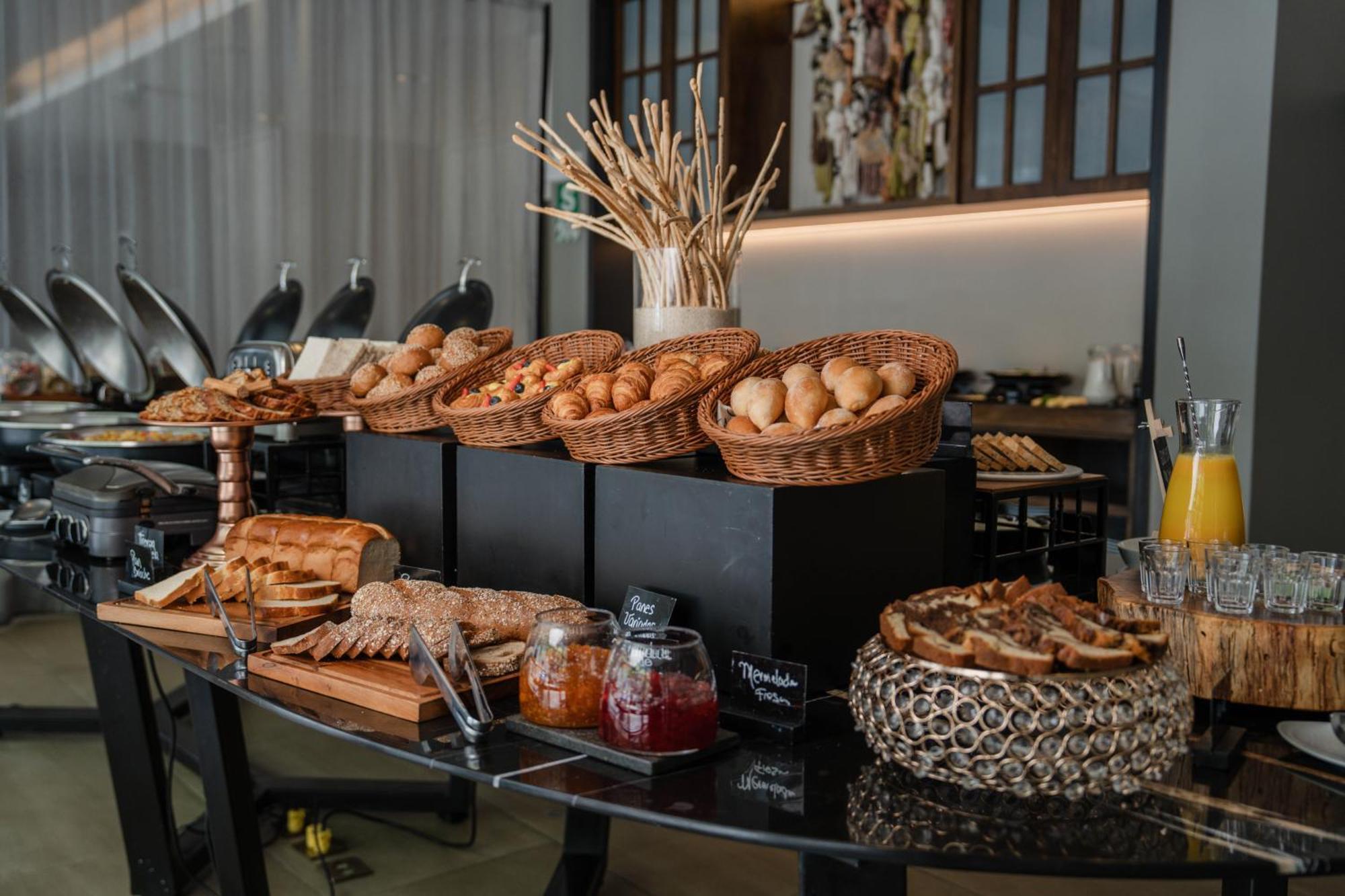 Novotel Lima San Isidro Zewnętrze zdjęcie